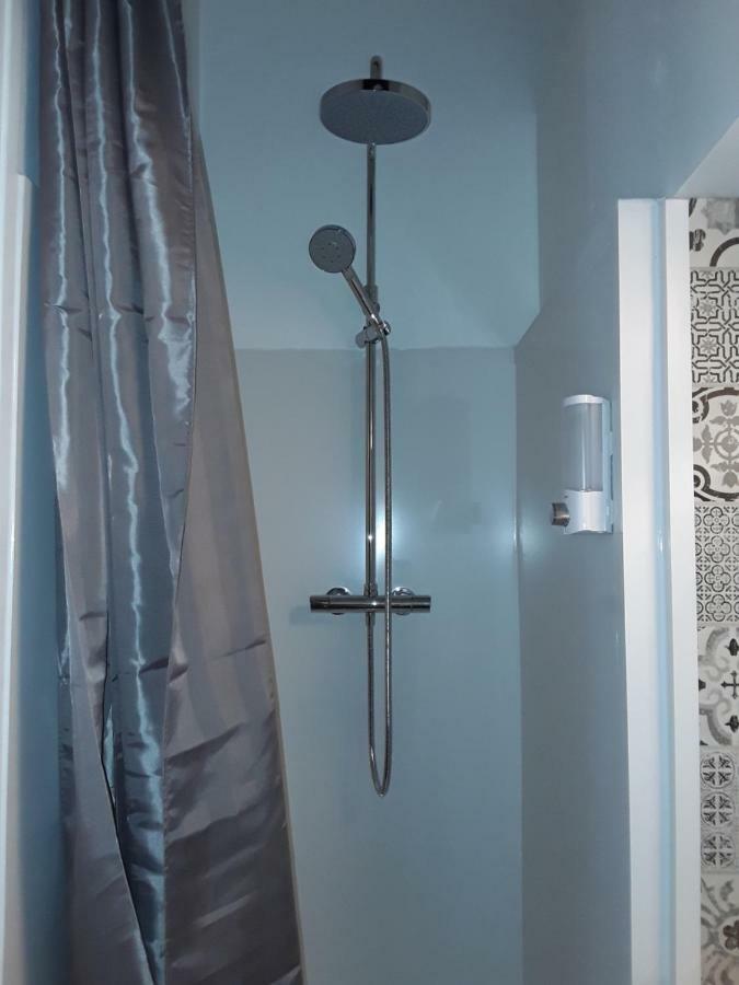 شقة بواتييه  في Studio Augouard, Plein Centre المظهر الخارجي الصورة